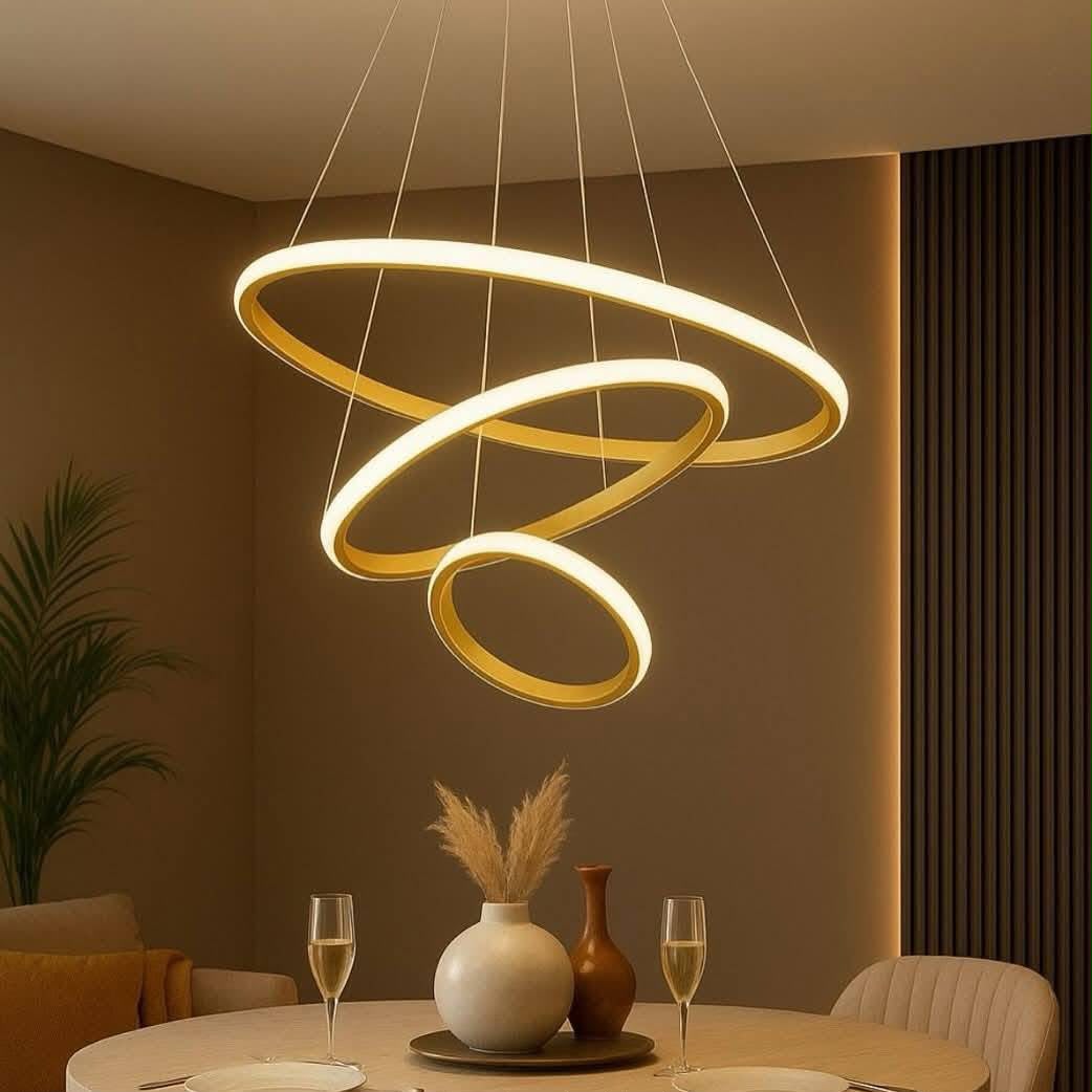 Lustre Gold Ring Light